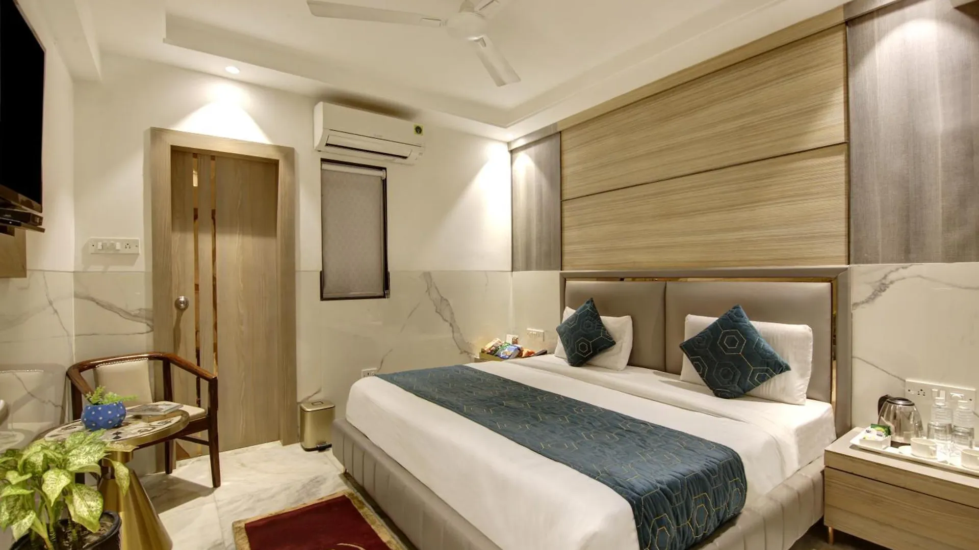 ***  Hotel International Inn - Near Delhi Airport New Delhi India
