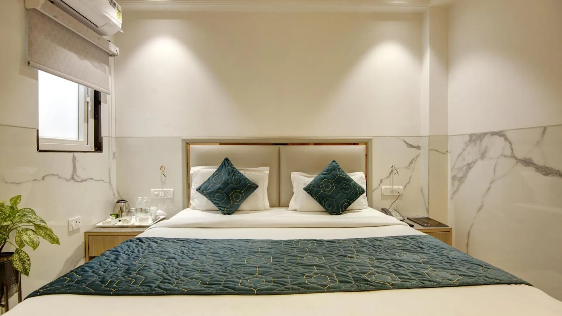 Hotel International Inn - Near Delhi Airport New Delhi