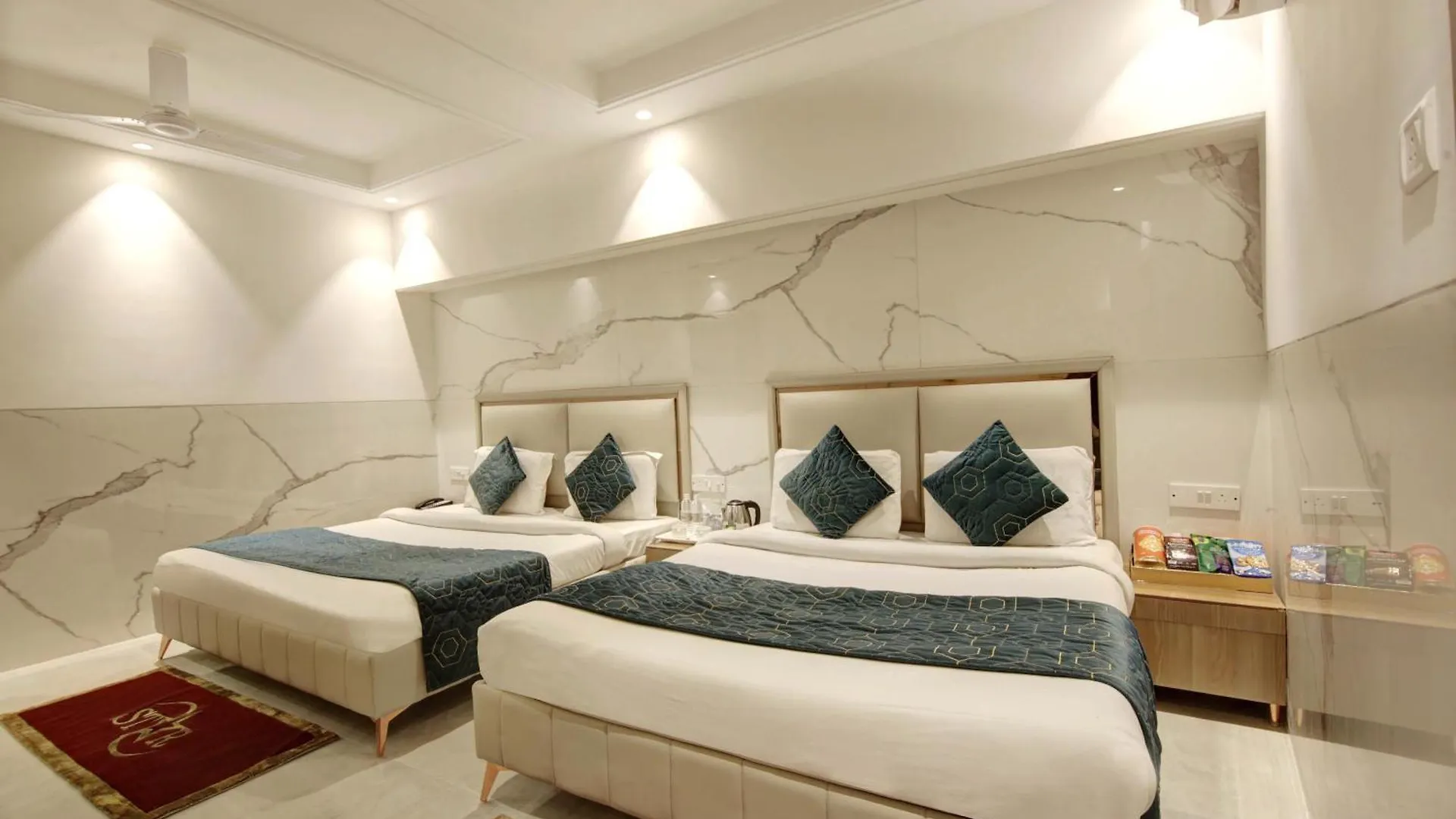 Hotel International Inn - Near Delhi Airport New Delhi