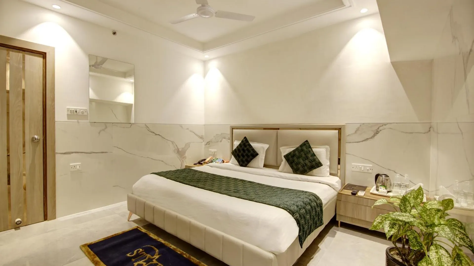 Hotel International Inn - Near Delhi Airport New Delhi