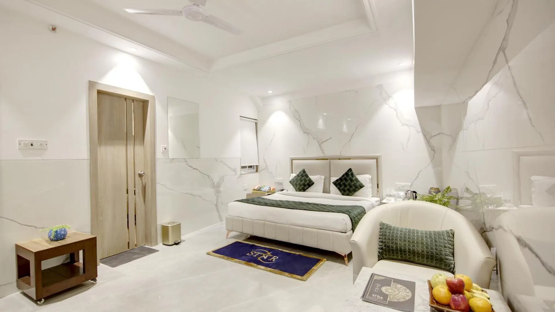 Hotel International Inn - Near Delhi Airport New Delhi