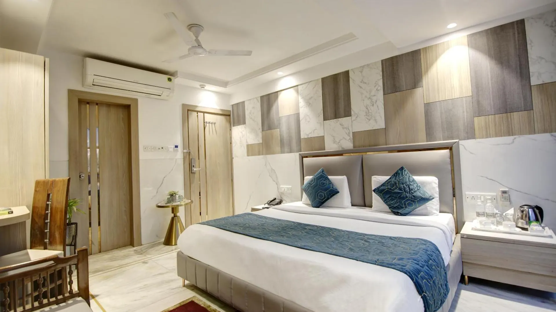 ***  Hotel International Inn - Near Delhi Airport New Delhi India