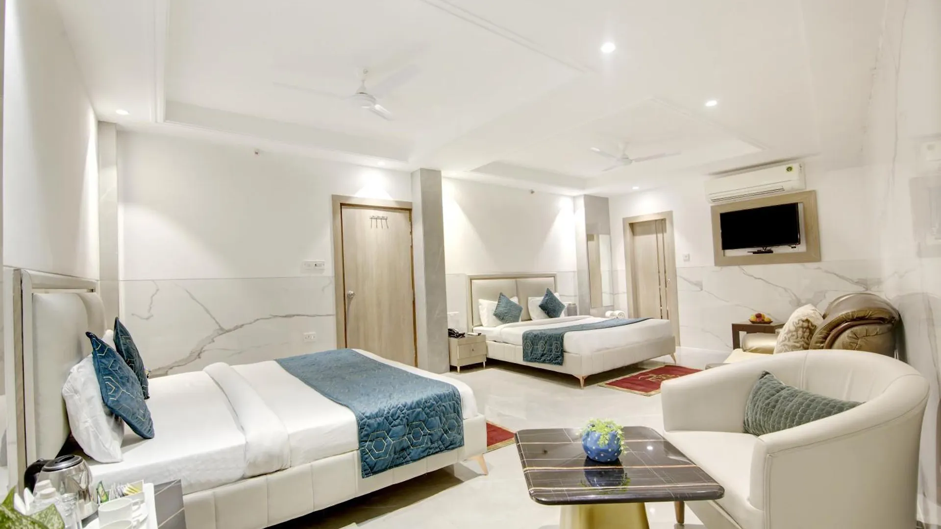 Hotel International Inn - Near Delhi Airport New Delhi India