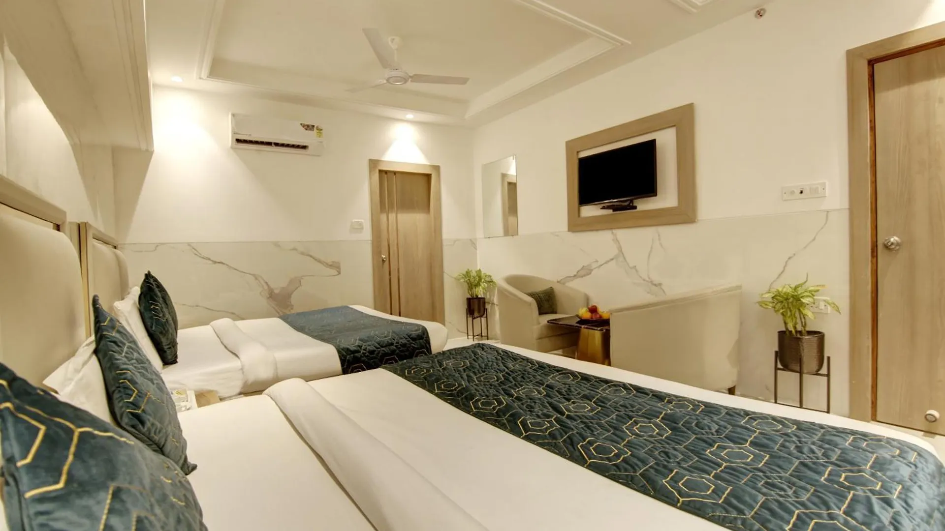 ***  Hotel International Inn - Near Delhi Airport New Delhi Inde