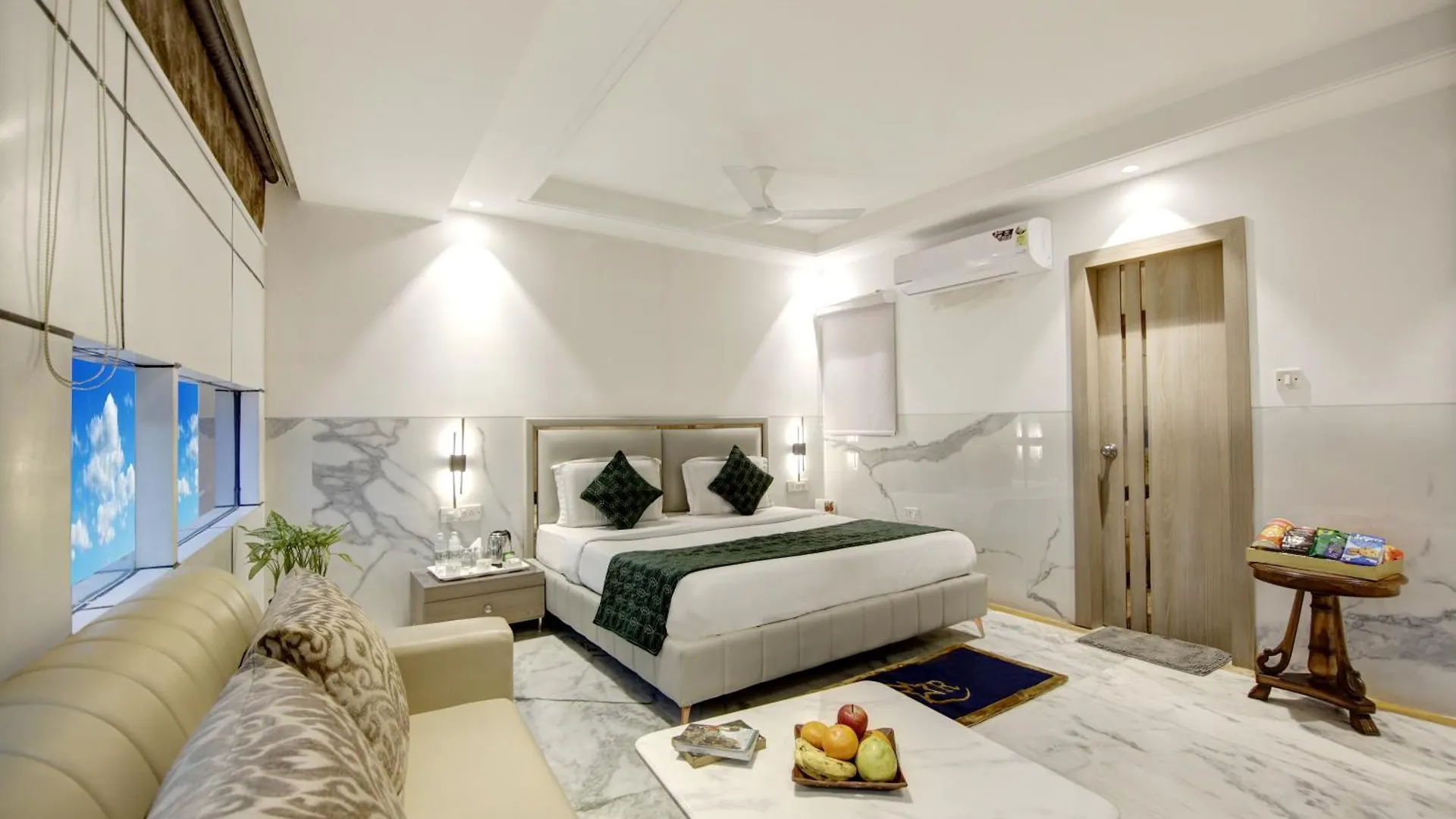 Hotel International Inn - Near Delhi Airport New Delhi